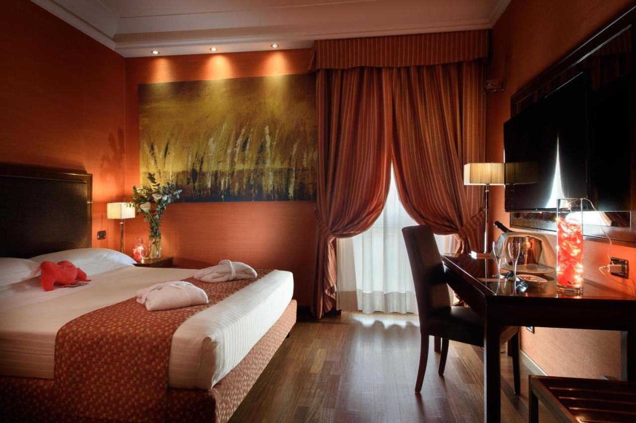 Grand Hotel Adriatico Флоренция Экстерьер фото